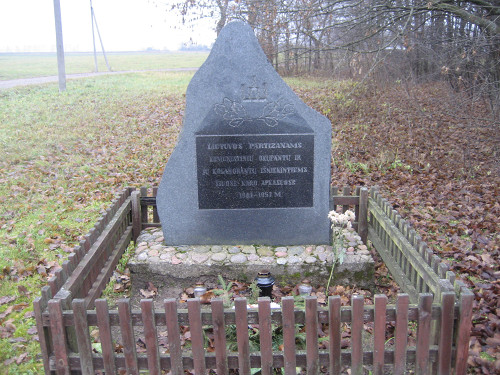 Jurburg, 2011, Denkmal für die litauischen Partisanen, Stiftung Denkmal