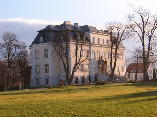 Kreisau, 2006, Das Schloss, hier befindet sich die Ausstellung zur Geschichte von Widerstand und Opposition im 20. Jahrhundert, Stiftung Denkmal