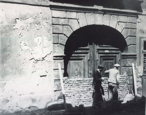 Ödenburg, 1944, In der Altstadt wird ein Zugang zum Ghetto zugemauert, Magyar Nemzeti Múzeum