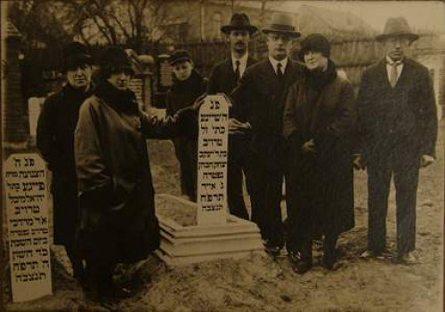 Panevėžys, um 1930, jüdischer Friedhof, Panevėžio miesto Žydų bedruomenės muziejus