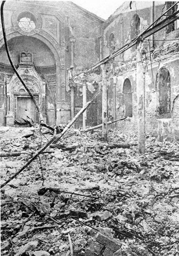 Bukarest, 1941, Ruine der während der Unruhen zerstörten sephardischen Synagoge Cahal Grande, Yad Vashem