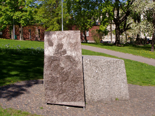 Helsinki, o.D., Frontalansicht des Denkmals, Jorma Virtanen
