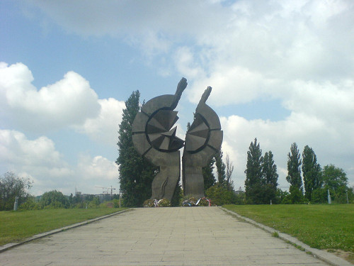 Belgrad, 2008, Denkmal für die Opfer des Lagers Sajmište, public domain