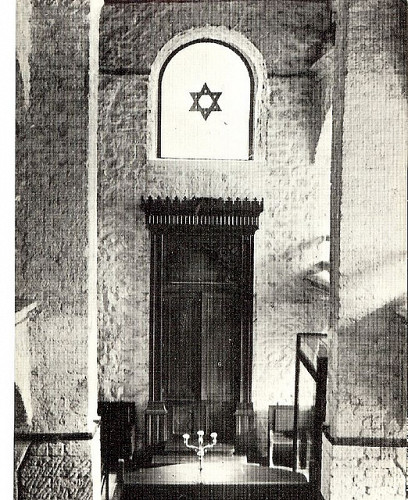 Sarajewo, o.D., Inenraum der Alten Synagoge, jewishpostcardcollection.com