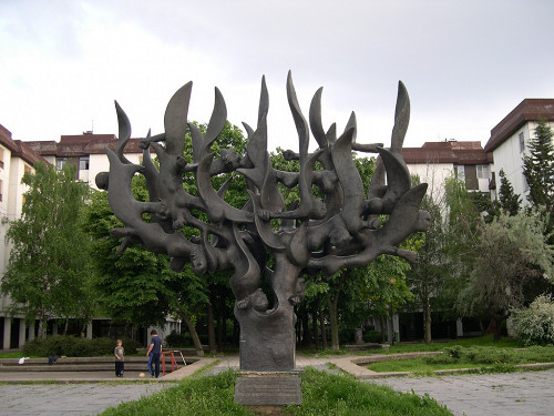 Belgrad, 2005, Das Denkmal von der Donau aus gesehen, Jonathan Davis,