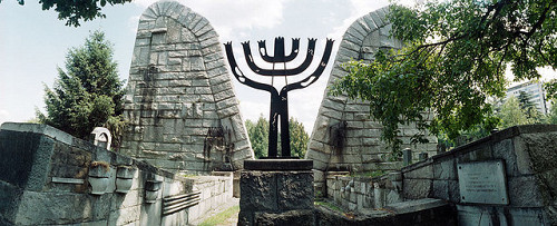 Belgrad, 2008, Denkmal auf dem jüdischen Friedhof, Marc Schneider