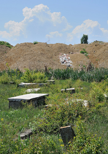 Priština, 2009, Grabsteine auf dem Jüdischen Friedhof, Ivan Safyan Abrams