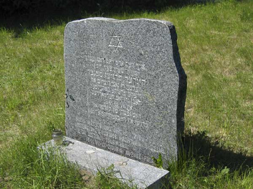 Wysztyten, 2005, Gedenkstein für die ermordeten Juden, Howard Sandys
