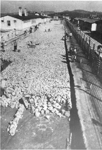 Mauthausen, 1941, Gefangene beim Bau des Appellplatzes, KZ-Gedenkstätte Mauthausen