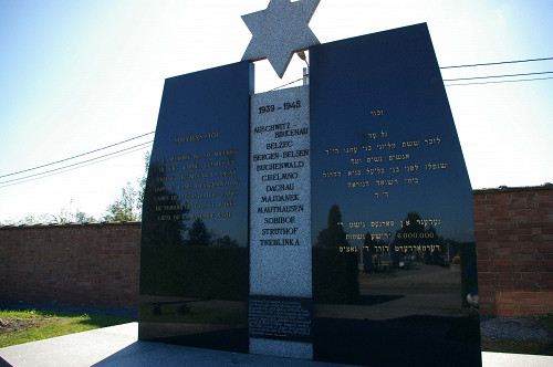 Charleroi, 2009, Das Denkmal von 1993 für alle Opfer des Holocausts, Jacques Gurnicky
