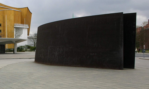 Berlin, 2008, Stahlskulptur von Richard Serra, Stiftung Denkmal, Anne Bobzin