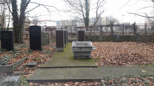 Berlin-Weißensee, 2019, Urnenfeld mit Asche ermordeter Juden aus verschiedenen Konzentrationslagern, Stiftung Denkmal