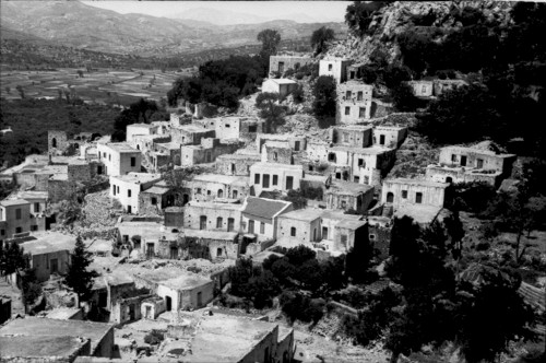 Anos Viannos, 1943, Ansicht des Dorfes vor der Zerstörung, Bundesarchiv, Bild 101I-521-2147-36A, Karl Ottahal