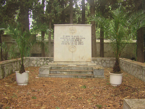 Kawala, 2009, Denkmal auf dem jüdischen Friedhof, Arie Darzi