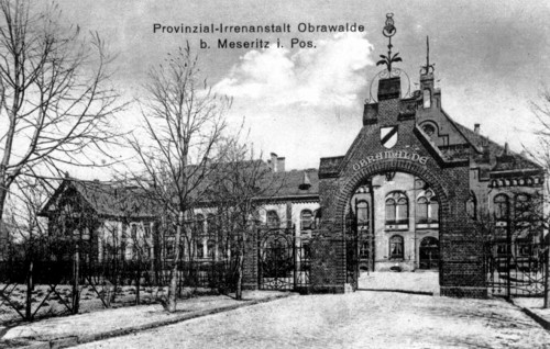 Meseritz-Obrawalde, o.D., Eingang zur Anstalt auf einer Postkarte, Samodzielny Publiczny Szpital Dla Nerwowo i Psychicznie Chorych w Międzyrzeczu-Obrzycach