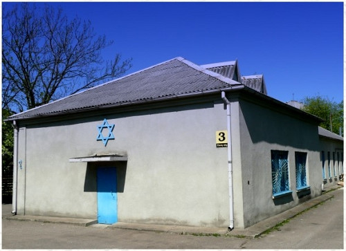 Memel, 2009, Das Haus der Jüdischen Gemeinschaft. Es steht am selben Platz auf dem Friedhof wie die frühere Trauerhalle, Peter Bork