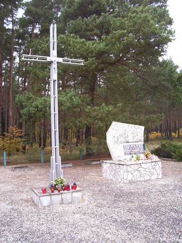 Küstrin, 2004, Auf dem Friedhof, www.tourist-info-kostrzyn.de