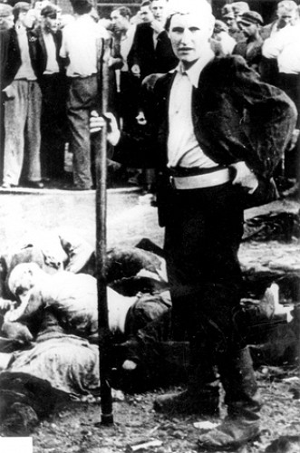 Kaunas, 1941, Litauischer Täter beim Massaker, Yad Vashem