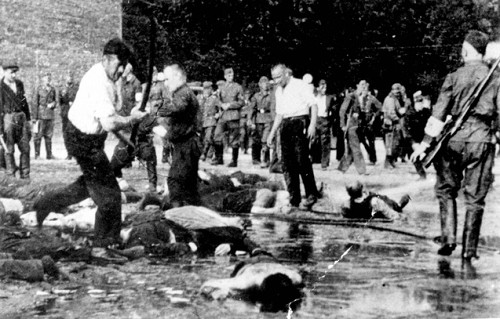 Kaunas, 1941, Szene vom Massaker bei den »Lietūkis-Garagen«, Yad Vashem
