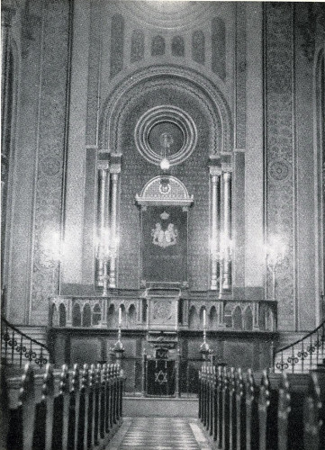 Stettin, o. D., Innenraum der Synagoge mit Kanzel, public domain