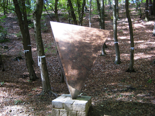 Zagreb, 2012, Einer von insgesamt sieben »Kristallen« im Dotrščinapark ,  Stiftung Denkmal, Philipp Sukstorf