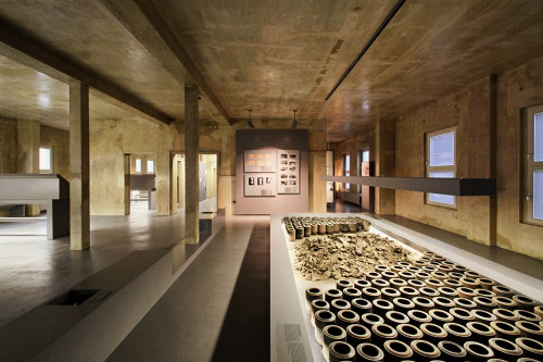 Erfurt, 2011, Aschekapseln aus dem Krematorium des KZ Buchenwald, Sammlung Erinnerungsort Topf & Söhne, Kastner Pichler Architekten, Köln