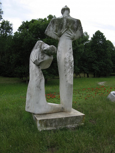 Kragujevac, 2008, Denkmal im Gedenkpark, Dejan Kovačević