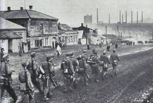 Stalino, 1941, Einmarsch der Wehrmacht in die Industriestadt, gemeinfrei