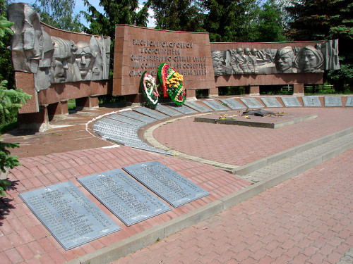 Prochorowka, 2008, Gedenkstätte für die gefallenen Rotarmisten, Adam Jones, Ph.D./Global Photo Archive