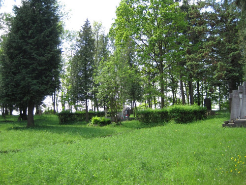 Konradstein, 2010, Gartenanlage mit Gedenkstein, Szpital dla Nerwowo i Psychicznie Chorych w Starogardzie Gdańskim