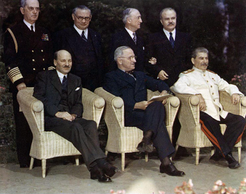 Postdam, 1945, Clement Attlee, Harry S. Truman und Josef Stalin mit den Außeministern, Army Signal Corps Collection in the U.S. National Archives, public domain