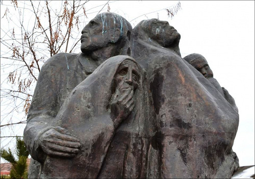 Neumarkt am Mieresch, 2012, Detailansicht des Holocaustdenkmals, Jutka Simon