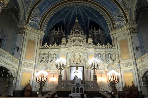 Szeged, 2019, Altar der Neuen Synagoge, Ruth Ellen Gruber