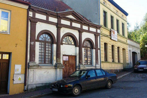 Rastenburg, 2013, Das noch stehende Gebäude der Alten Synagoge, Stiftung Denkmal