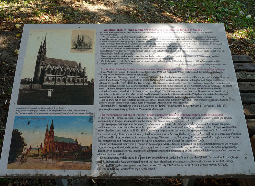 Budweis, 2011, Informationstafel vor dem Denkmal, Jitka Erbenová