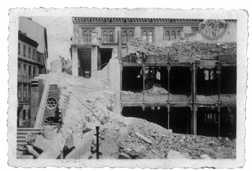Wien, 1941, Ruine des Tempels mit dem Nordflügel im Hintergrund, Privatbesitz Pierre Genée, Foto: Kurt Mezei