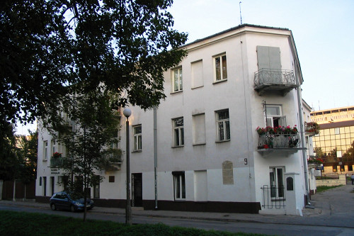 Kielce, 2006, Haus in der ul. Planty – Hauptschauplatz des Pogroms, Grzegorz Pietrzak