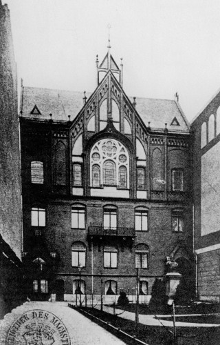 Berlin, um 1920, Vorderansicht des Auerbach'schen Waisenhauses, Stadtbibliothek Berlin