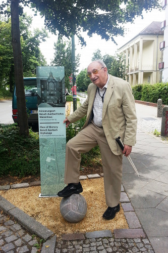 Berlin, 2014, Der ehemalige »Auerbacher« Walter Frankenstein (*1924) am Tag der Einweihung, Stiftung Denkmal