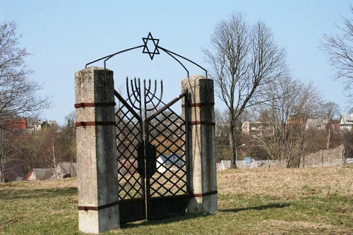 Krottingen, 2011, Auf dem jüdischen Friedhof, Vilma Norvaišienė
