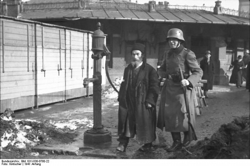Krakau, 1941, Razzia von deutscher Ordnungspolizei in Kazimierz, Bundesarchiv, Bild 101I-030-0780-23