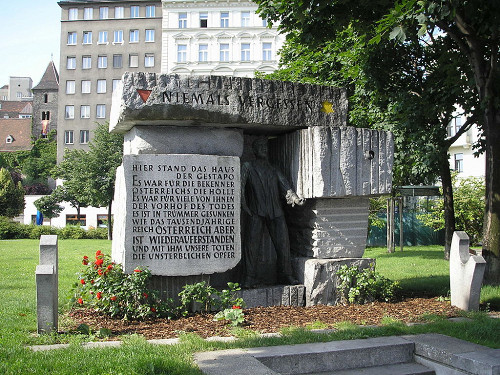 Wien, 2006, Gesamtansicht des Denkmals, wikipedia commons, Gryffindor