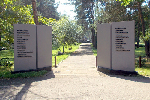 Glubokoje, 2013, Gedenkanlage für die Opfer der Kriegsgefangenenlager, avner