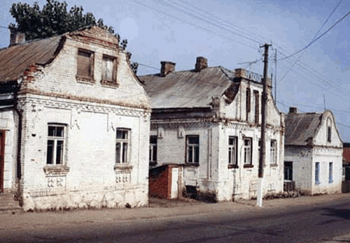 Iwje, 2004, Häuser des früheren Schtetls, Jewish Heritage Research Group