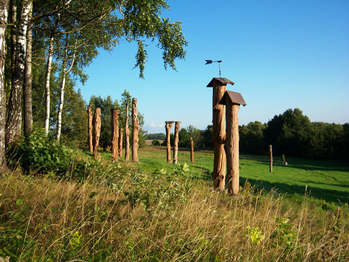 Ablinga, 2013, Holzskulpturen, Vilensija