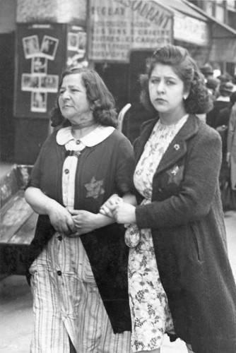 Paris, Juni 1942, Jüdische Frauen mit Stern, Bundesarchiv, Bild 183-N0619-506