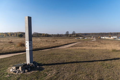 Juriwka bei Ljubar, 2019, Informationsstele in der Nähe der vermuteten Erschießungsstätte vom August 1941, Stiftung Denkmal, Anna Voitenko