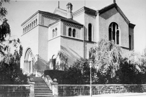 Freiburg, nach 1926, Die Synagoge mit dem westlichen Portalsanbau, Landesarchiv Baden-Württemberg