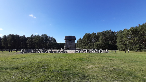Treblinka, 2021, Blick auf das Gelände der Gedenkstätte, Stiftung Denkmal