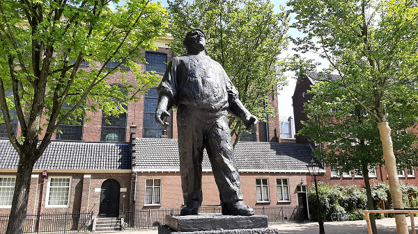 Amsterdam, 2023, Denkmal des Dockarbeiters, Stiftung Denkmal